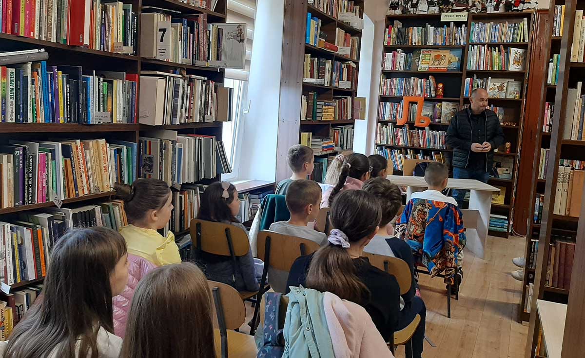 Дечји програм у Делиблату и Баваништу: Књижевно дружење са Љубеновићем